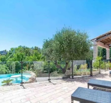 Mas Provencal Villa *